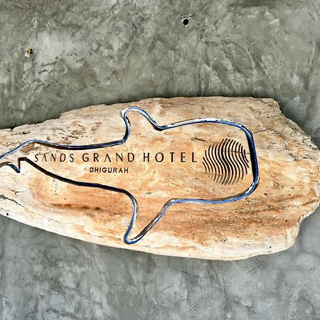 Sands Grand Hotel Dhigurah  Extérieur photo